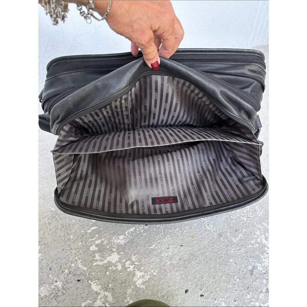 Tumi Alpha Napa leather expandable briefcase